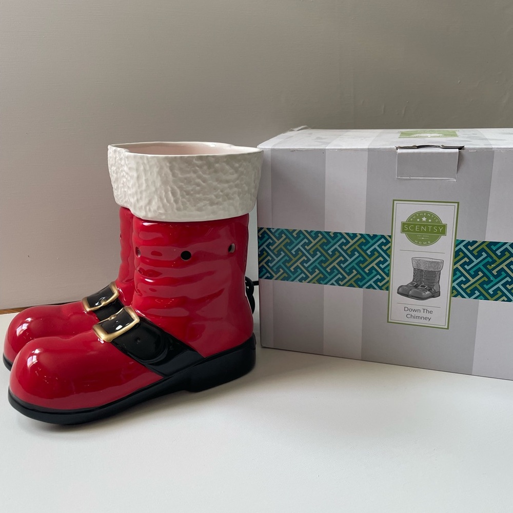 Scentsy Warmer - Down the Chimney